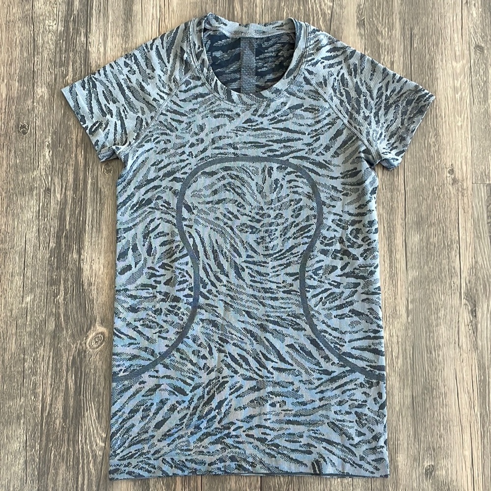 Lululemon Swiftly Tech 2.0 Short Sleeve
